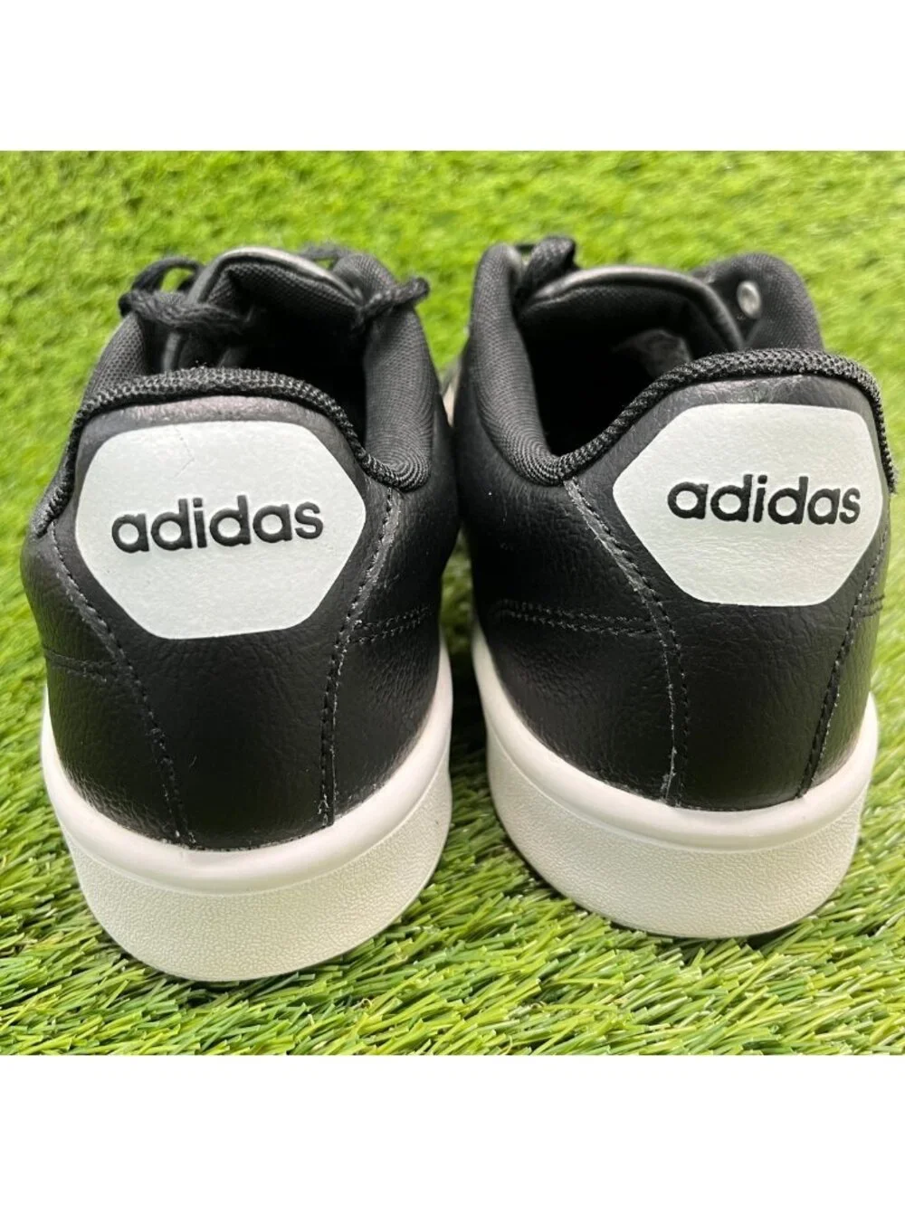 Adidas Cloudfoam Advantage Mens Size 8 Black White Athletic Shoes Sneakers